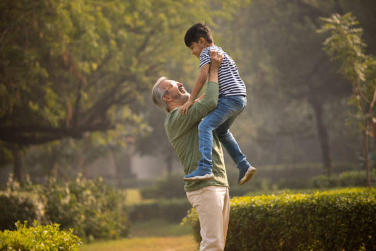 Lifting Grandkids Without Back Strain: Spine Fixes for Parents